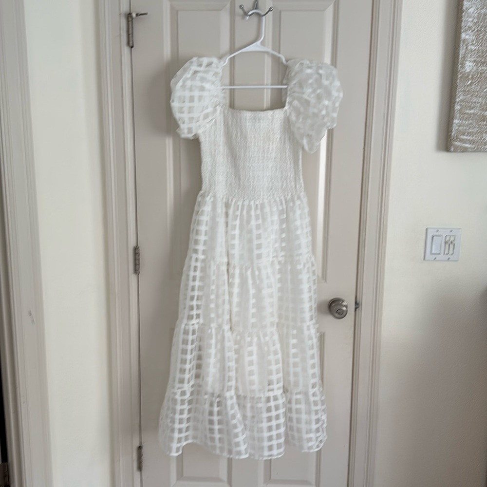 White pretty garden midi dress